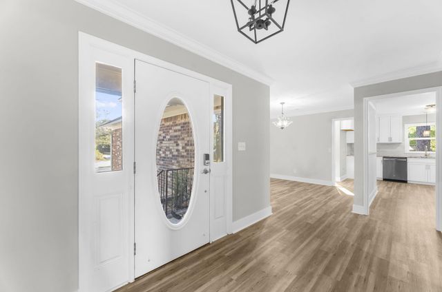 105 Limerick Circle, Summerville, SC 29483