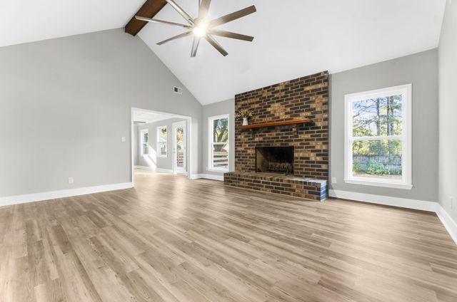 105 Limerick Circle, Summerville, SC 29483