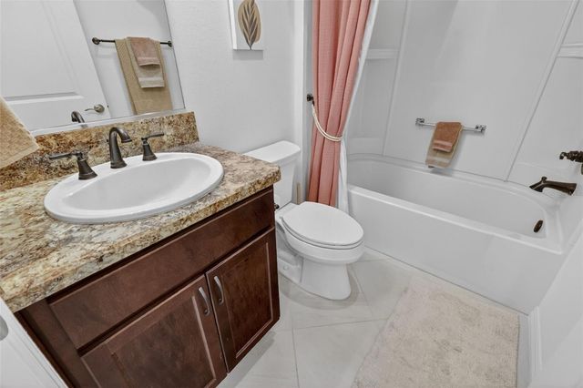 1942 DETWILER LANE, The Villages, FL 32163