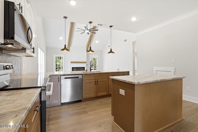 36 Birchtop Circle, Zebulon, NC 27597