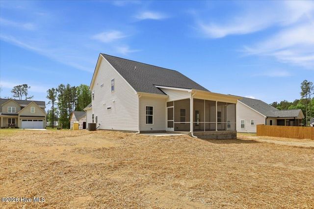 36 Birchtop Circle, Zebulon, NC 27597