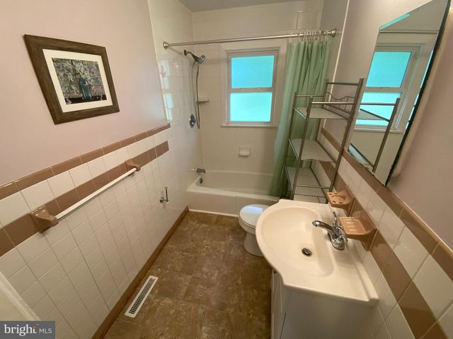 802 PAYTON DR, Fredericksburg, VA 22405