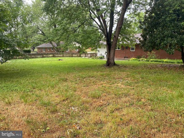 802 PAYTON DR, Fredericksburg, VA 22405