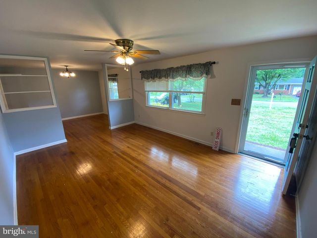 802 PAYTON DR, Fredericksburg, VA 22405