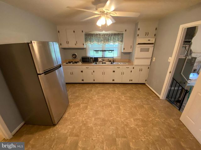 802 PAYTON DR, Fredericksburg, VA 22405