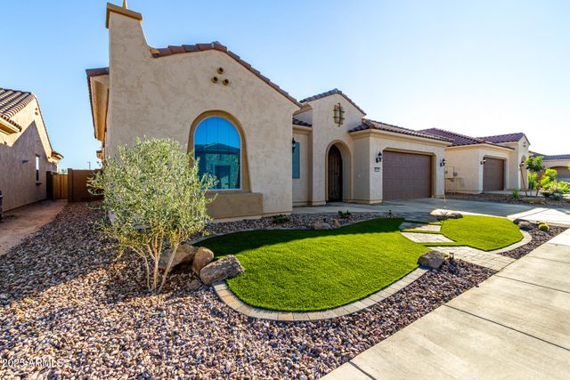 7905 W Mockingbird Way, Florence, AZ 85132