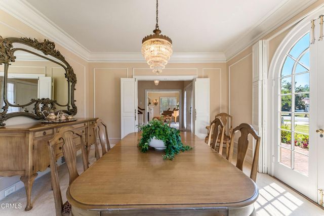 704 S Oakland Avenue, Pasadena, CA 91106