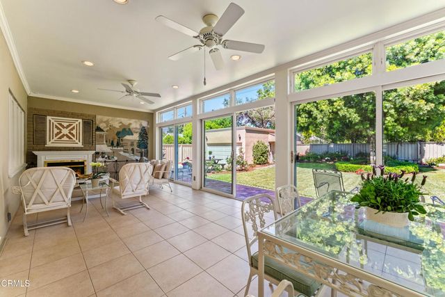704 S Oakland Avenue, Pasadena, CA 91106