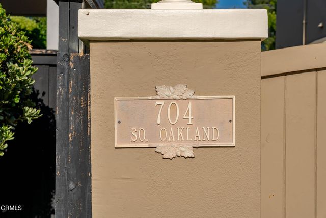 704 S Oakland Avenue, Pasadena, CA 91106