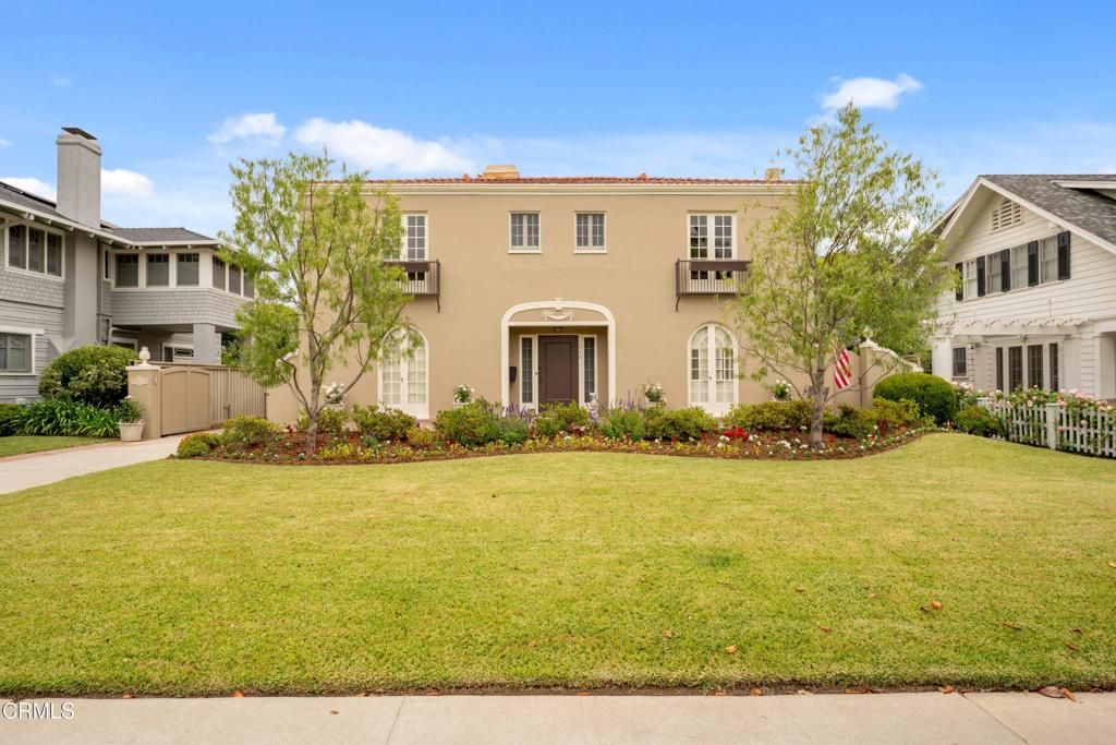 704 S Oakland Avenue, Pasadena, CA 91106
