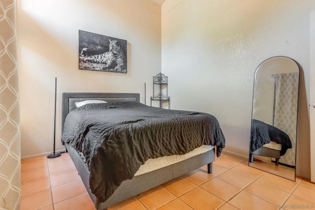2020 N Nutmeg, Escondido, CA 92026