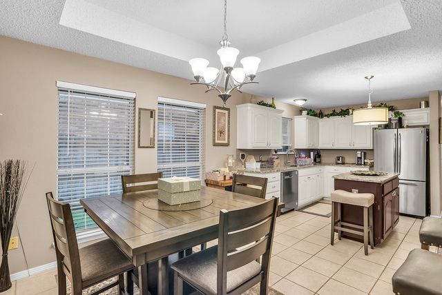 412 Glenbrook Drive, Kennedale, TX 76060