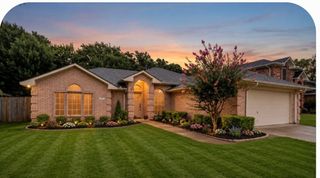 412 Glenbrook Drive, Kennedale, TX 76060