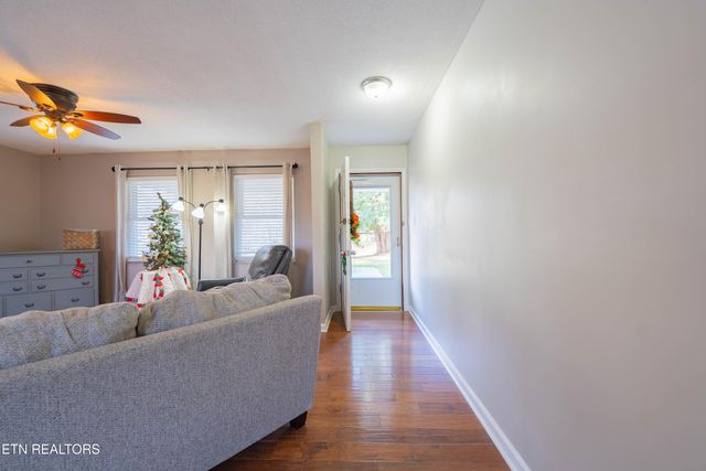 125 Bettis Lane, Kingston, TN 37763