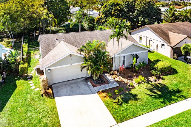 838 NW 9th Way, Boynton Beach, FL 33426