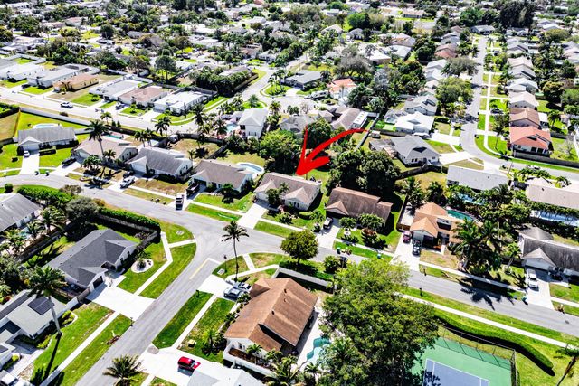 838 NW 9th Way, Boynton Beach, FL 33426