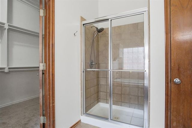 2101 Cedar Pointe Circle, Edmond, OK 73003