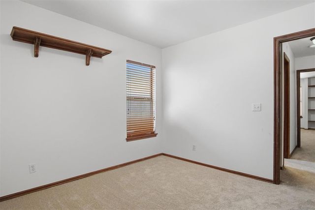 2101 Cedar Pointe Circle, Edmond, OK 73003