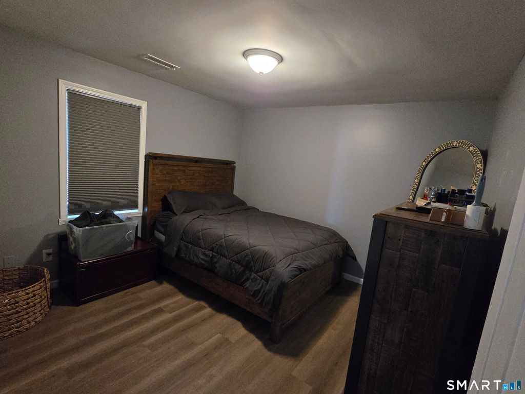 90 Bond Street 2, Hartford, CT 06114