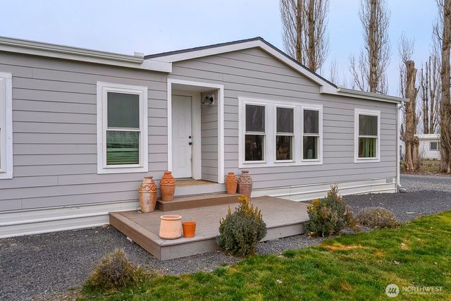 10264 Dune Lake Loop SE, Moses Lake, WA 98837