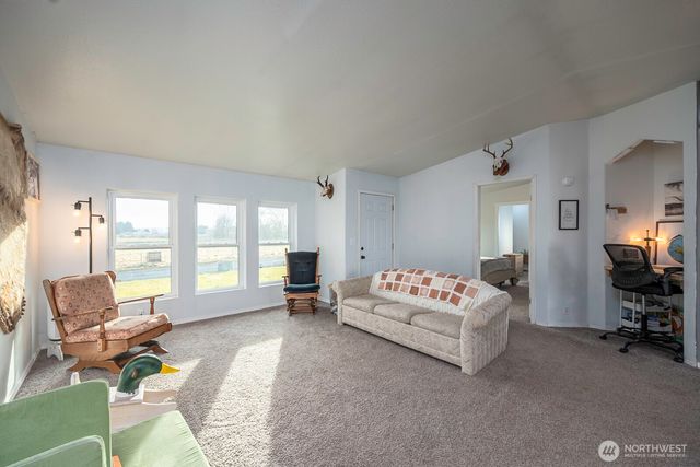 10264 Dune Lake Loop SE, Moses Lake, WA 98837
