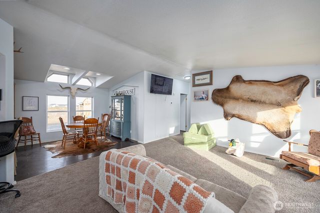 10264 Dune Lake Loop SE, Moses Lake, WA 98837