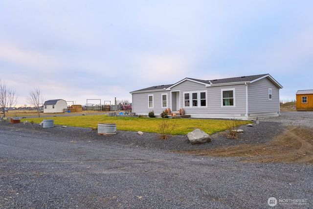 10264 Dune Lake Loop SE, Moses Lake, WA 98837