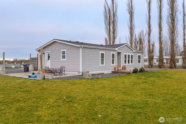 10264 Dune Lake Loop SE, Moses Lake, WA 98837