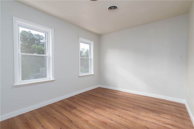 839 Mclaughlin Run Rd, Bridgeville, PA 15017