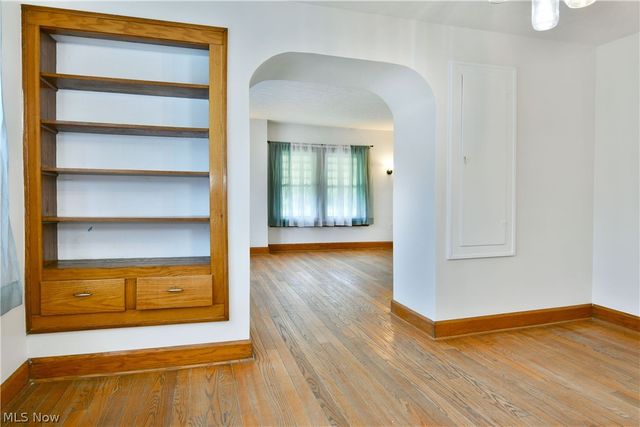 6349 Downs Road NW, Warren, OH 44481