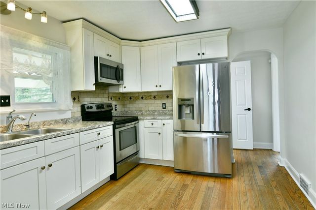 6349 Downs Road NW, Warren, OH 44481