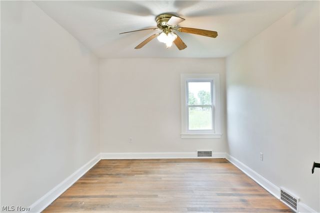 6349 Downs Road NW, Warren, OH 44481