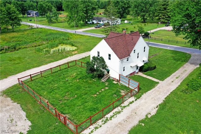 6349 Downs Road NW, Warren, OH 44481