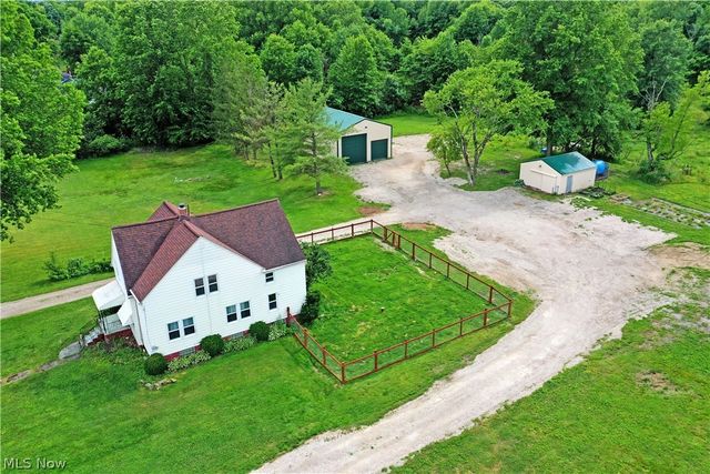 6349 Downs Road NW, Warren, OH 44481
