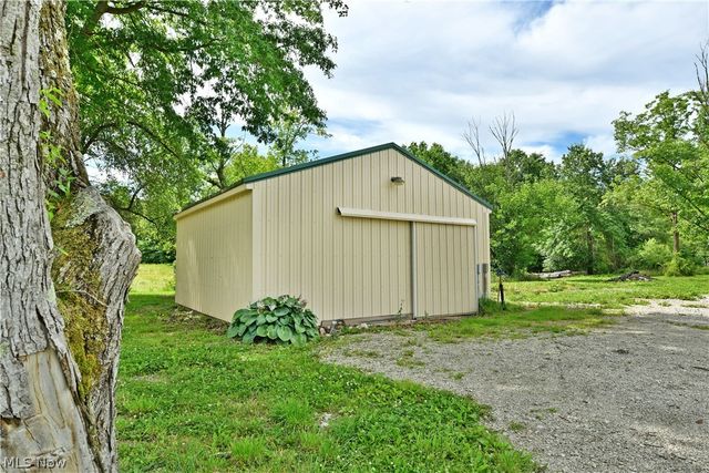 6349 Downs Road NW, Warren, OH 44481