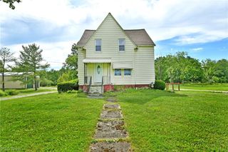 6349 Downs Road NW, Warren, OH 44481