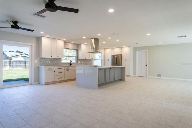 5114 36TH AVENUE DRIVE W, Bradenton, FL 34209