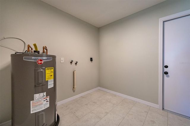 5114 36TH AVENUE DRIVE W, Bradenton, FL 34209