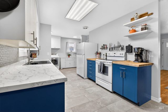 1323 S Vermont Avenue, Boise, ID 83706