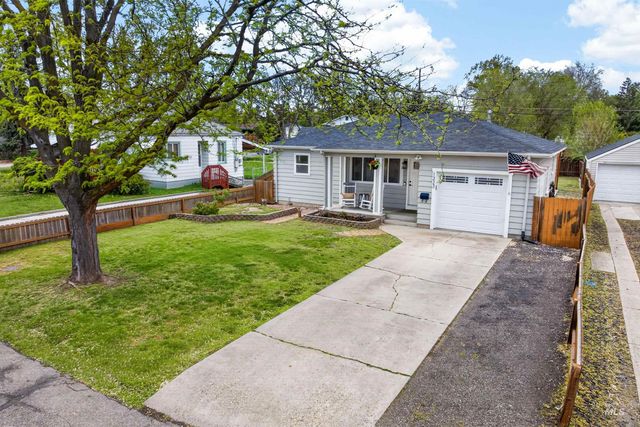 1323 S Vermont Avenue, Boise, ID 83706