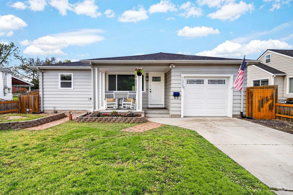 1323 S Vermont Avenue, Boise, ID 83706