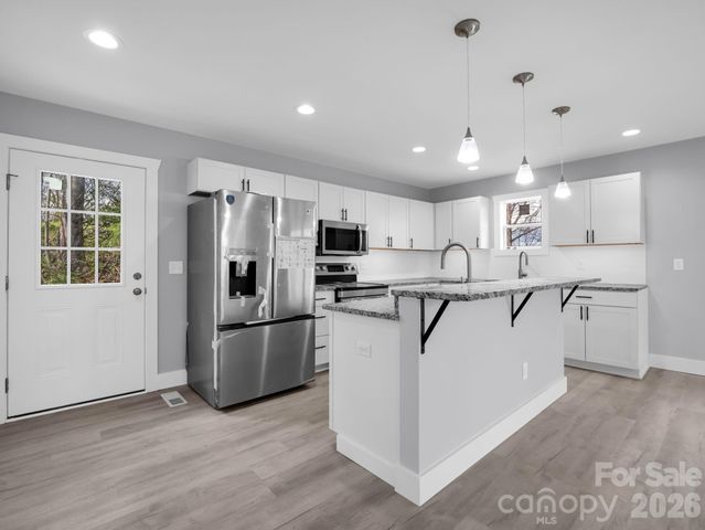 1458 Pickens Highway, Rosman, NC 28772