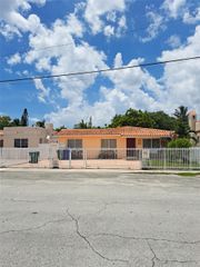 3062 SW 14th St, Miami, FL 33145
