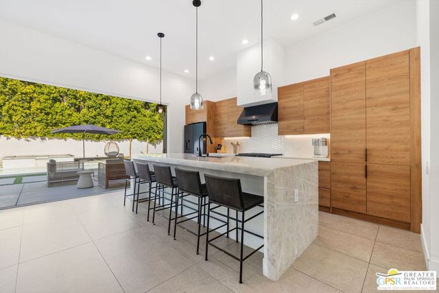 456 E Sonora Road, Palm Springs, CA 92264