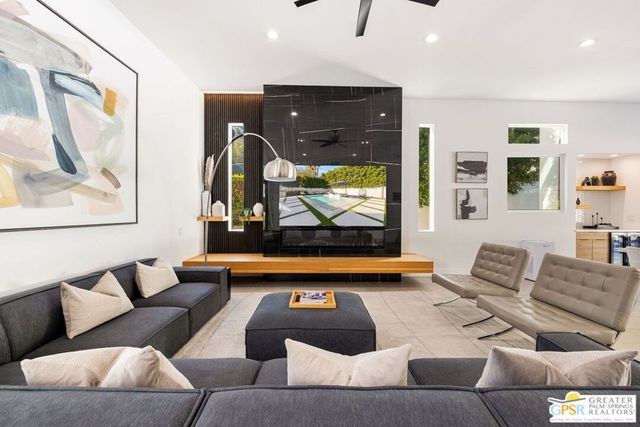 456 E Sonora Road, Palm Springs, CA 92264