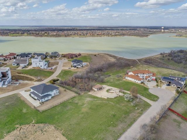 7409 Waters Edge Court, The Colony, TX 75056