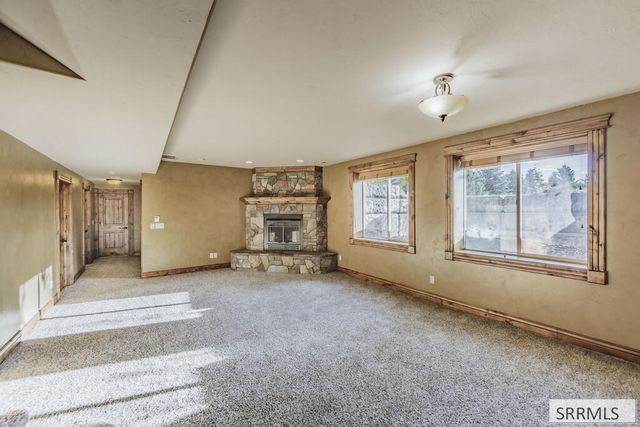 102 N 3918 E, Rigby, ID 83442
