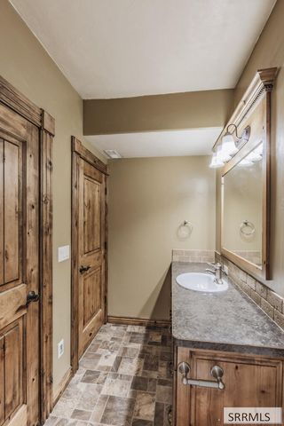 102 N 3918 E, Rigby, ID 83442