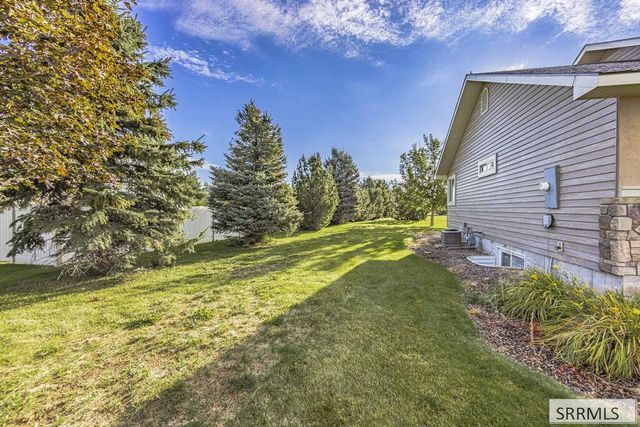 102 N 3918 E, Rigby, ID 83442
