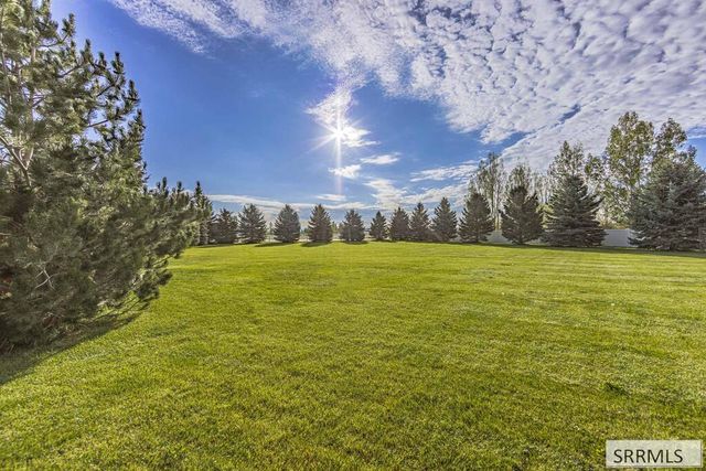 102 N 3918 E, Rigby, ID 83442